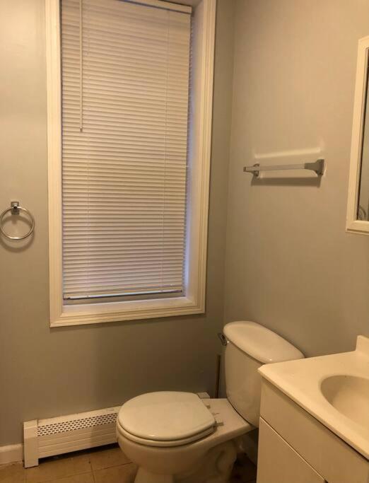 Private 2-Bedroom With Free Parking And Direct Bus To Nyc Manhattan Only 2 Blocks Away Linden Ngoại thất bức ảnh